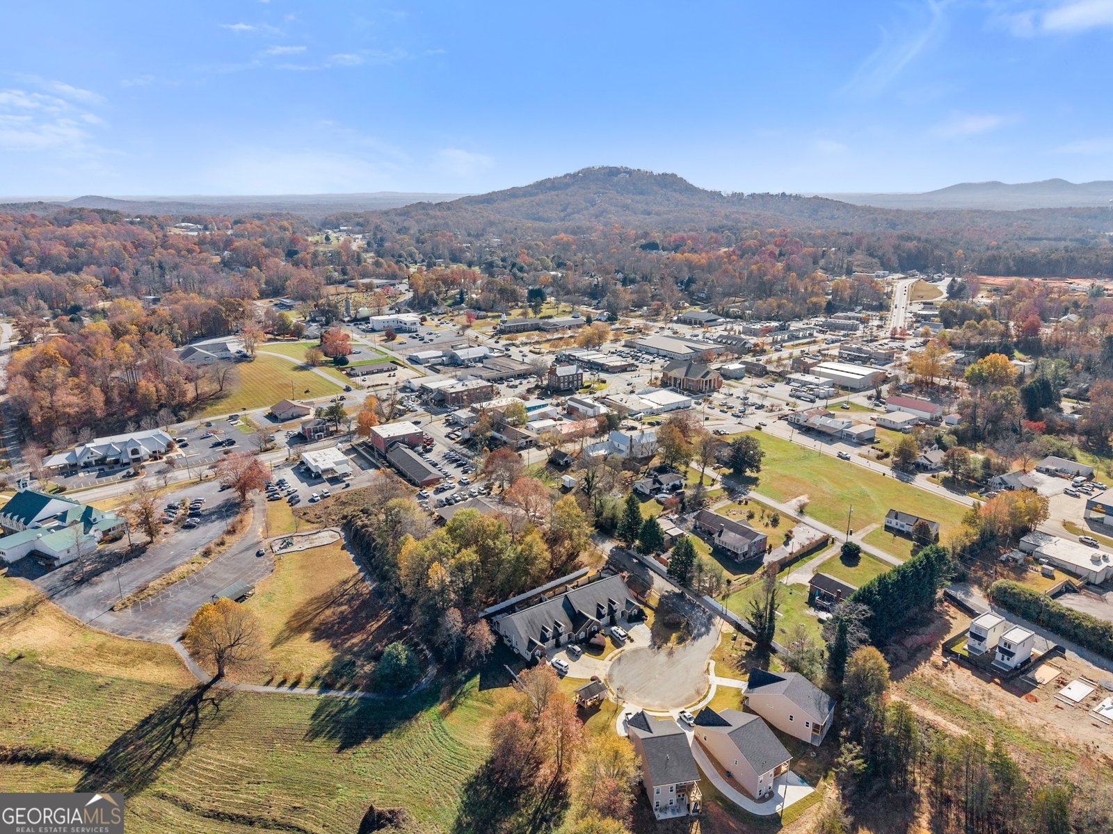 92 Colonial Drive Cleveland - 43