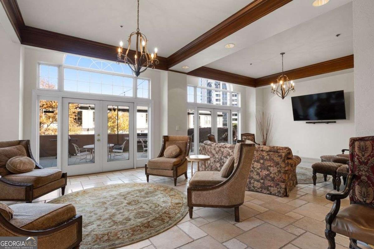 3435 Kingsboro Road Atlanta - 23