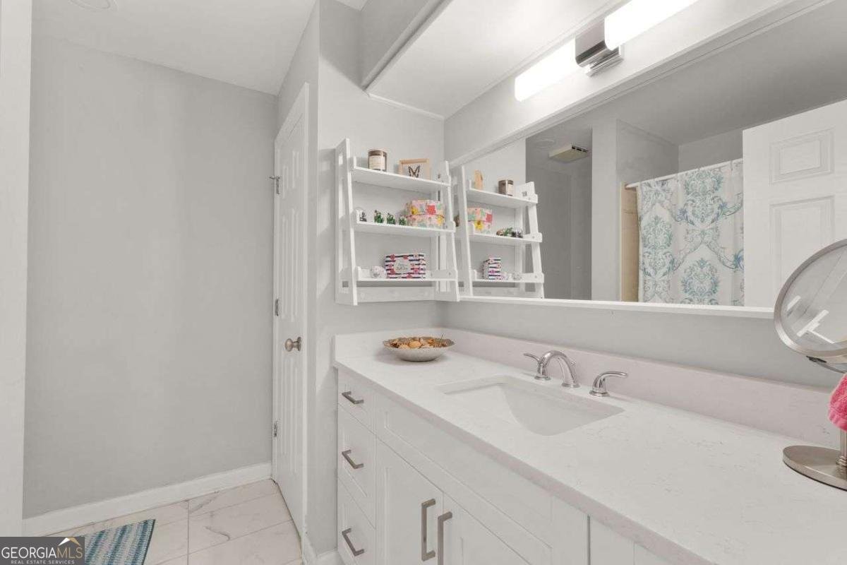 3435 Kingsboro Road Atlanta - 27