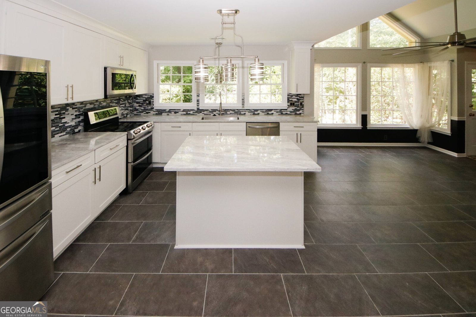 3601 Cherbourg Way Marietta - 27