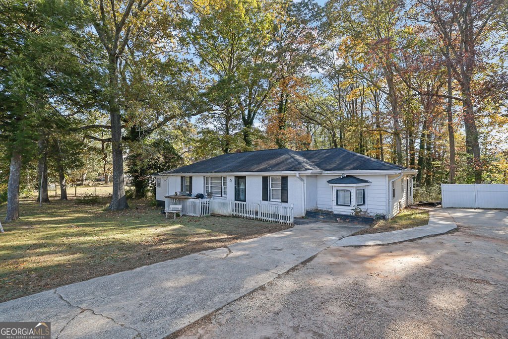 804 Rowland Road Stone Mountain - 1