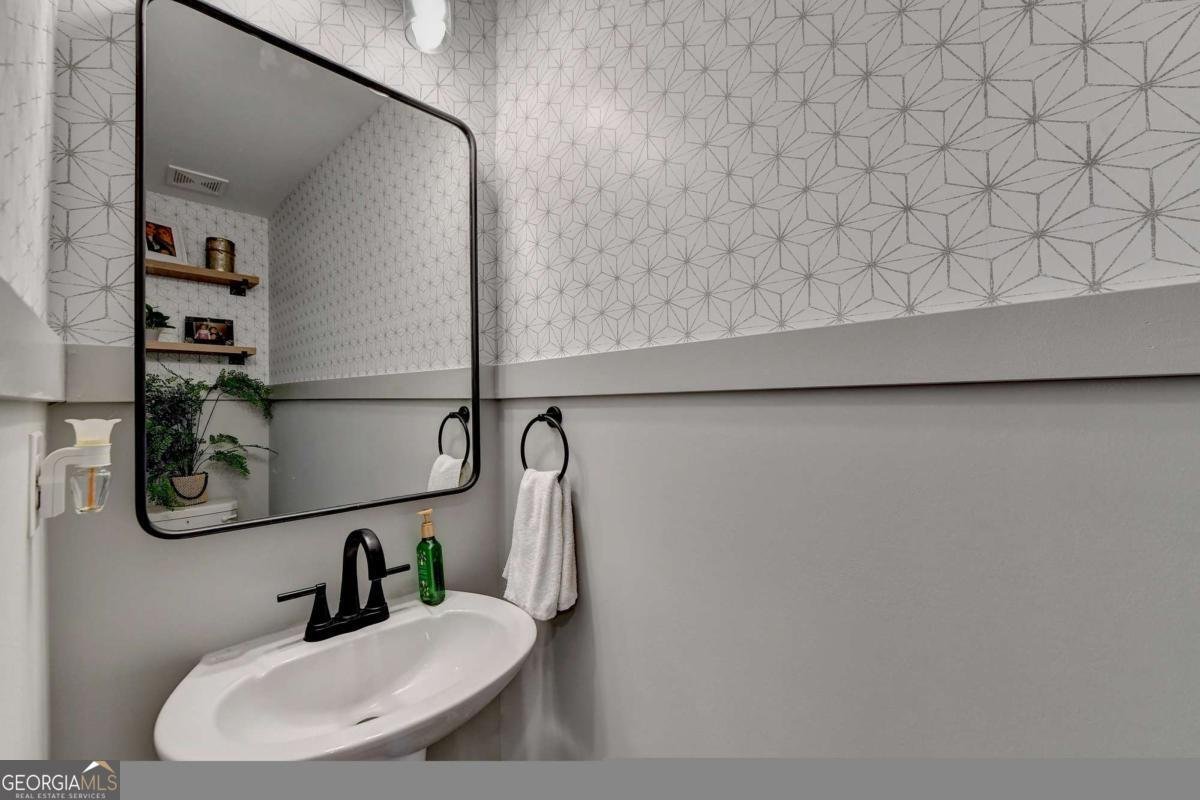 401 Northaven Avenue Suwanee - 1