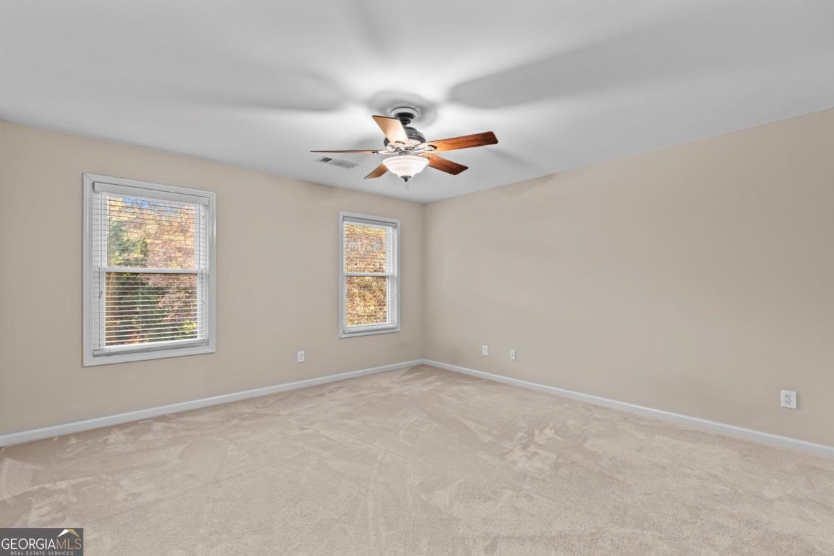 389 Young James Circle Stockbridge - 32