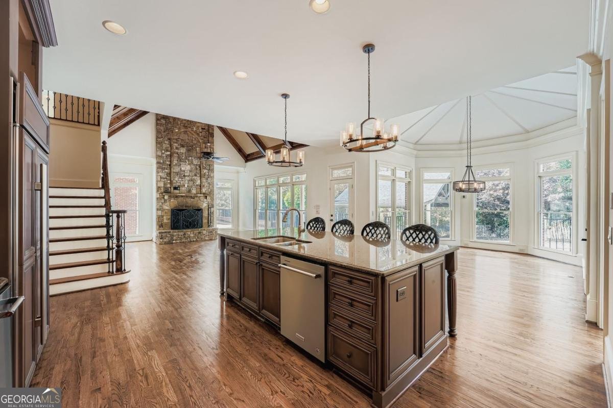 12620 Old Surrey Place Roswell - 11