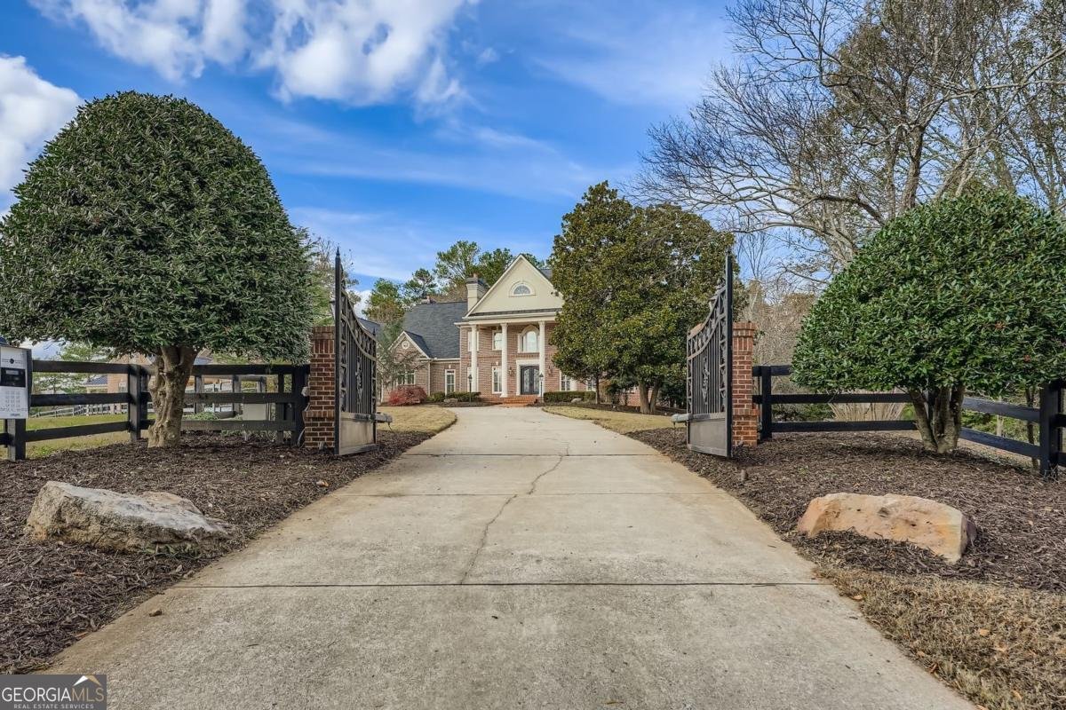 12620 Old Surrey Place Roswell - 3