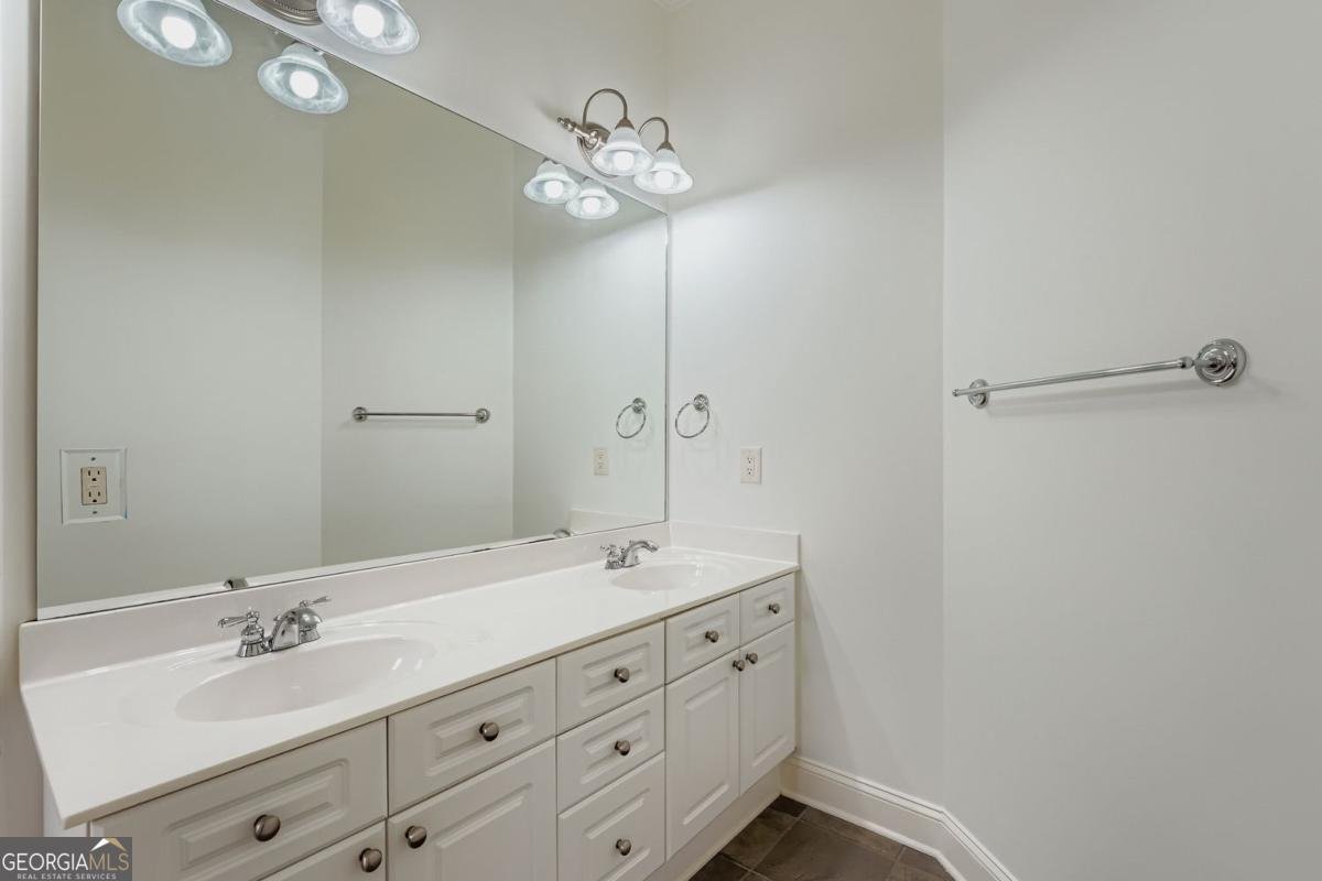 12620 Old Surrey Place Roswell - 40