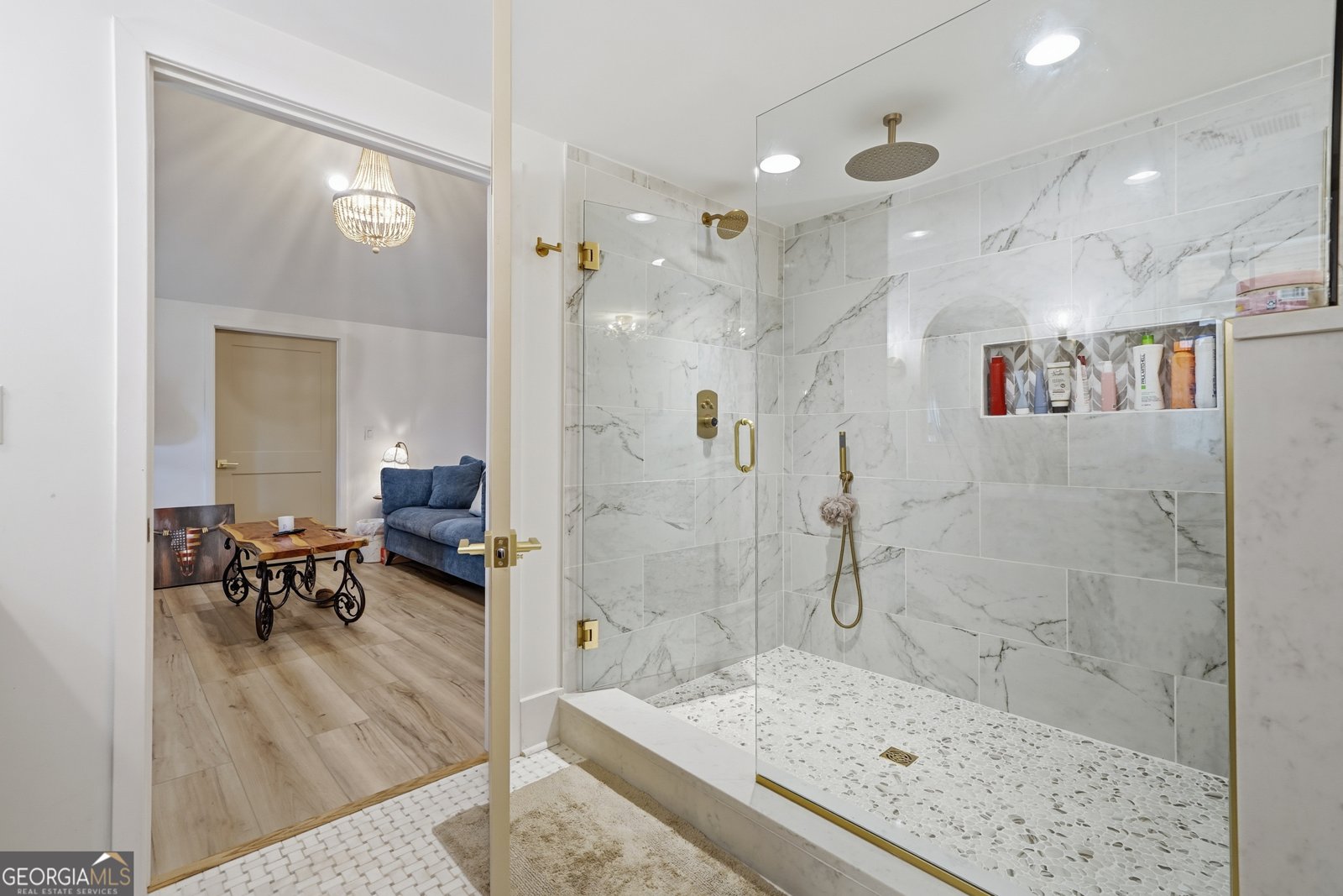 34 Bodie Road Talking Rock - 35