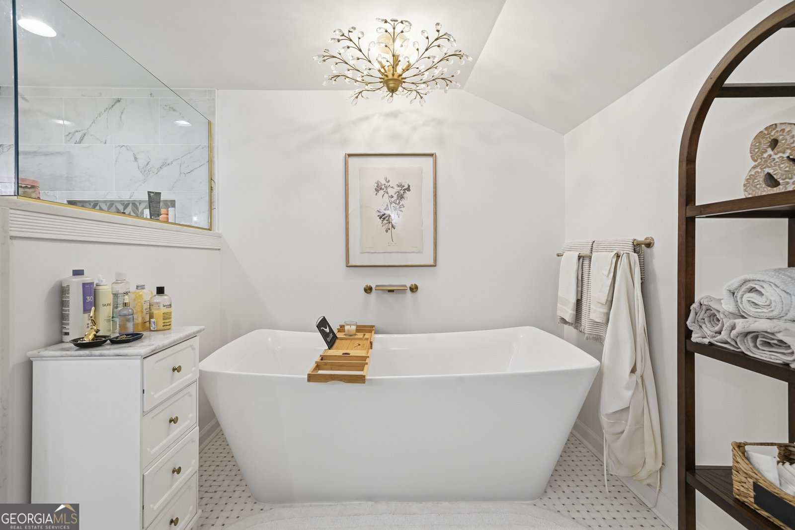 34 Bodie Road Talking Rock - 36