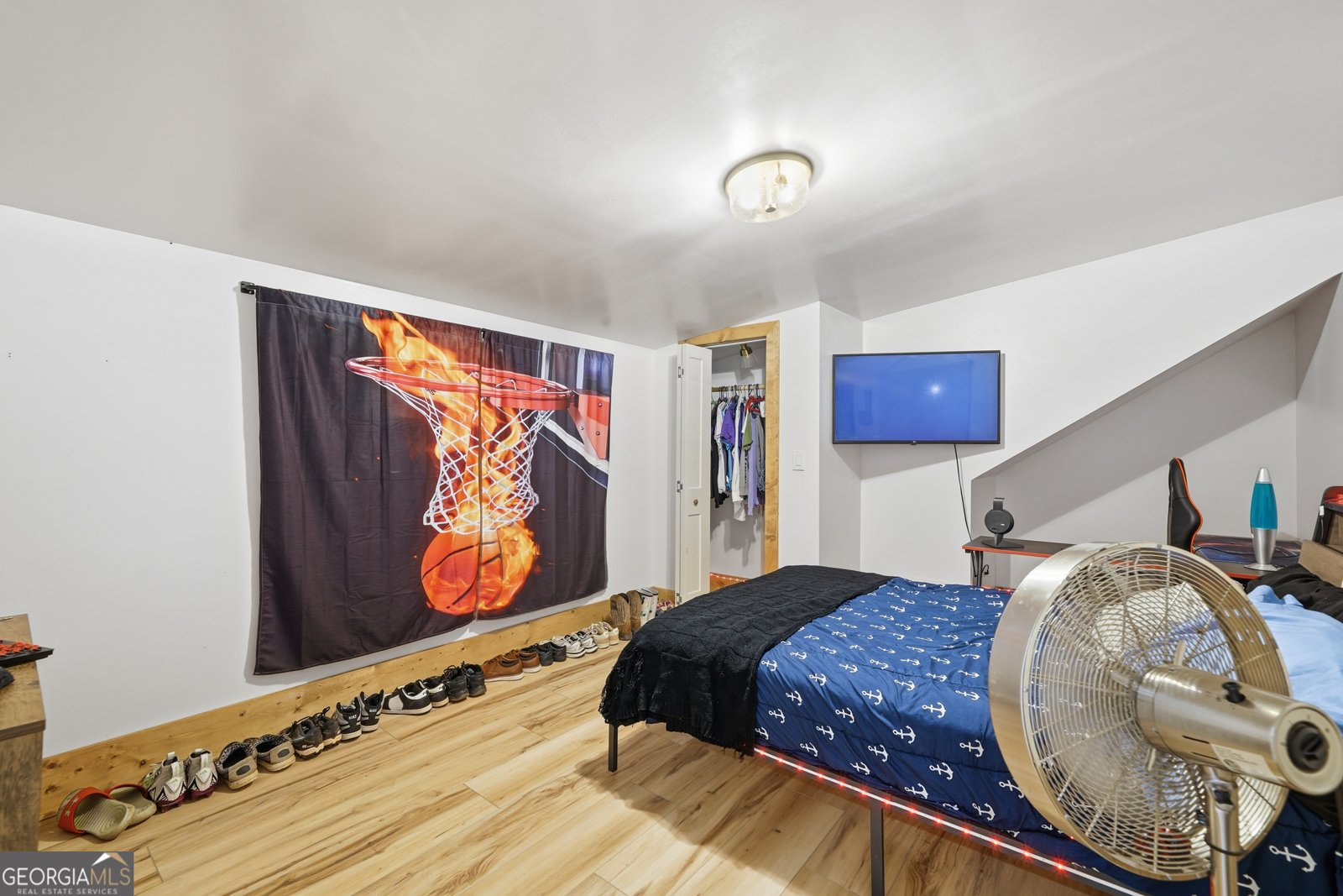 34 Bodie Road Talking Rock - 42