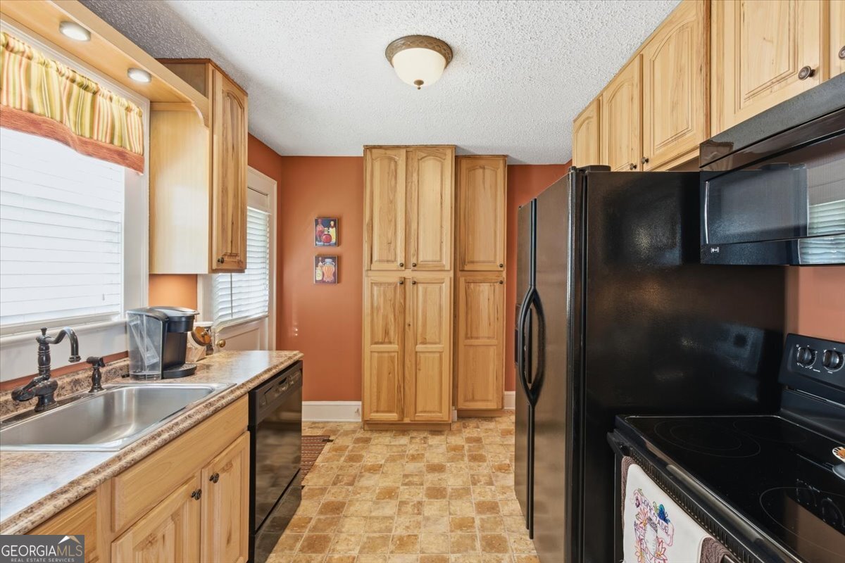 305 Cave Spring Street Cedartown - 13