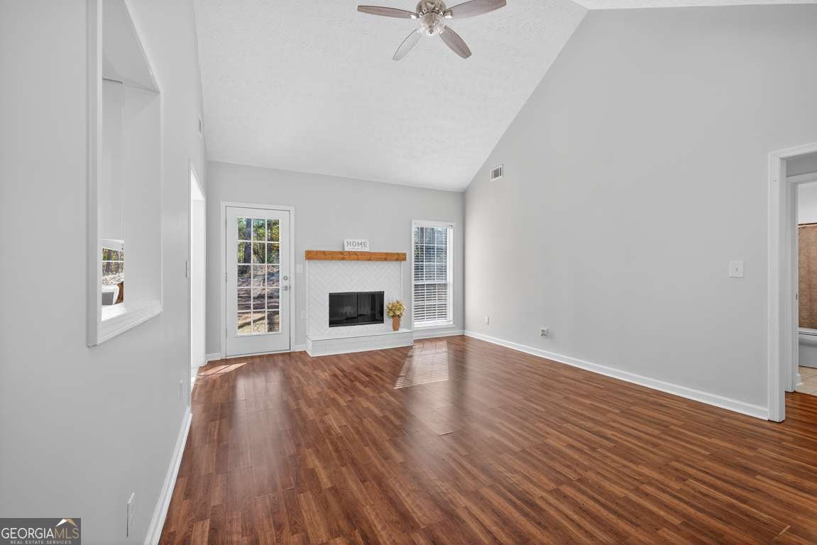 6512 Shady Valley Drive Flowery Branch - 4