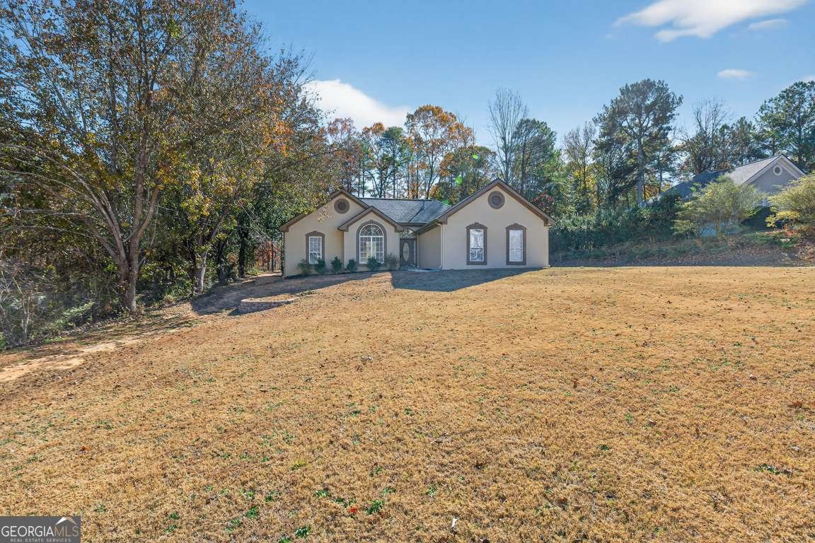 6512 Shady Valley Drive Flowery Branch - 40