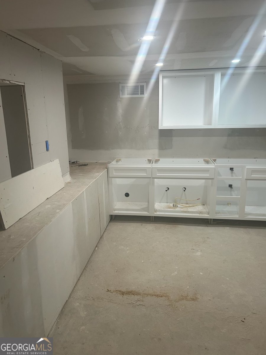 1170 Donnelly Avenue Atlanta - 22