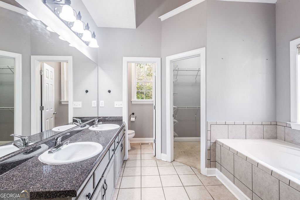 10 Monteray Court Sharpsburg - 24