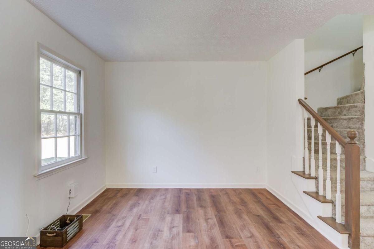 310 Lewis Circle Commerce - 12