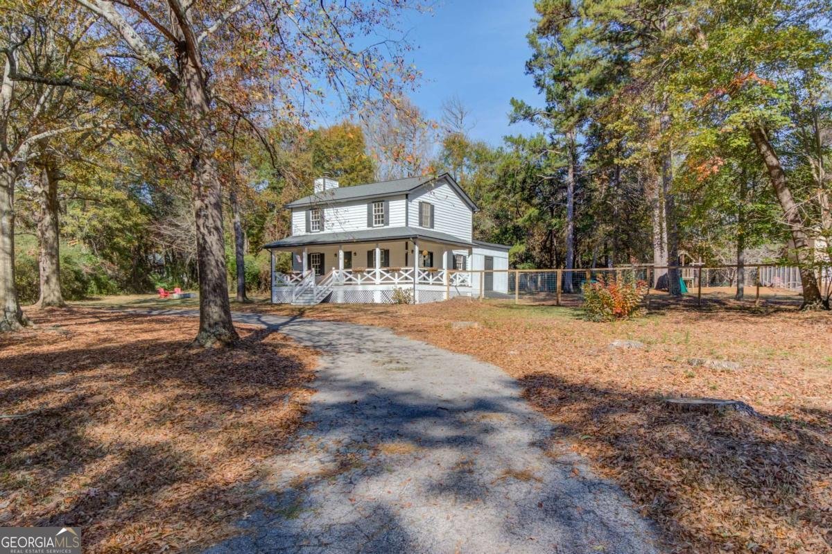 310 Lewis Circle Commerce - 2