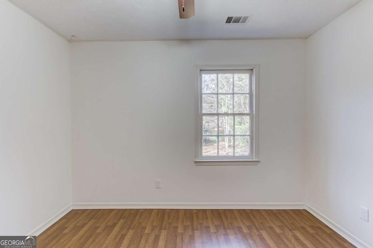 310 Lewis Circle Commerce - 29