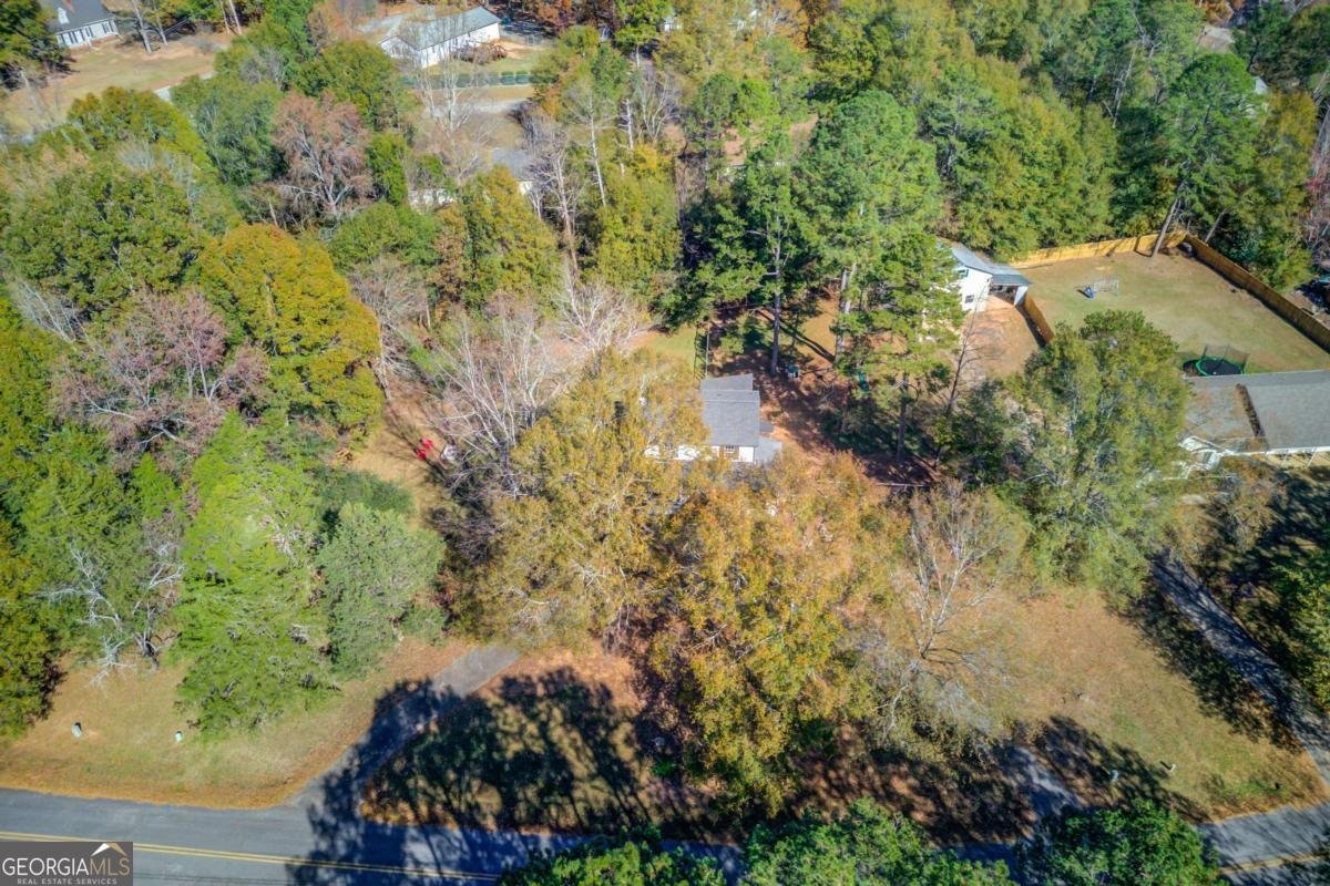 310 Lewis Circle Commerce - 46