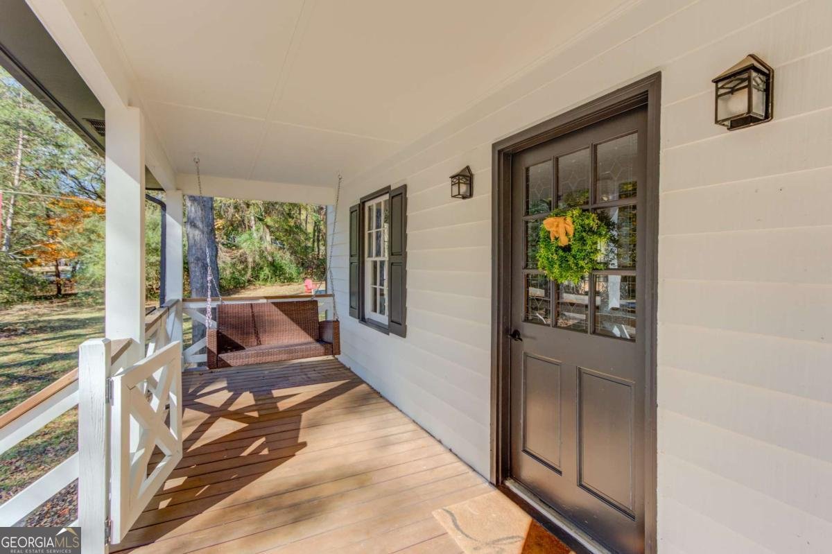 310 Lewis Circle Commerce - 6