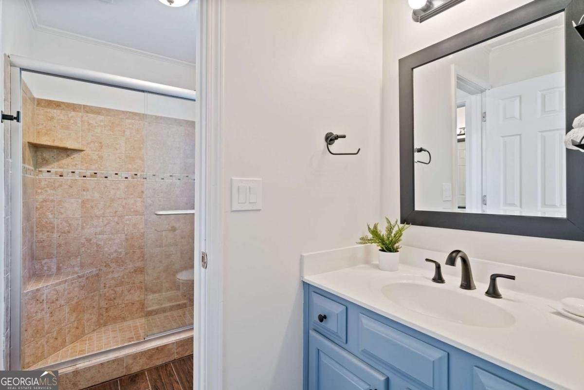 812 Lakemere Crest Suwanee - 35