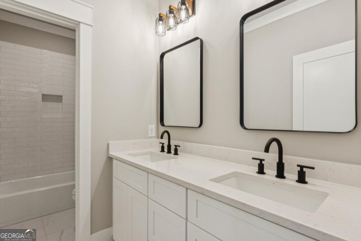 2145 Hwy 9 Dawsonville - 28