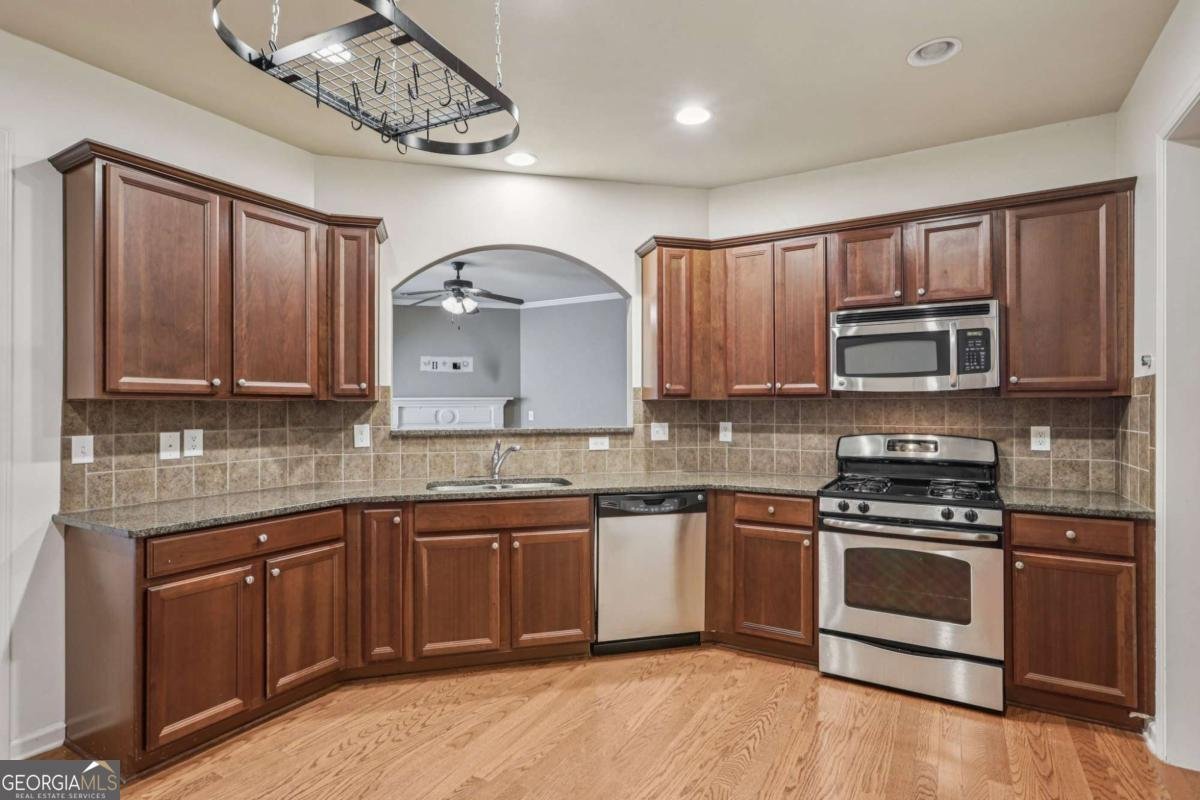 1465 Queens Lane Alpharetta - 7