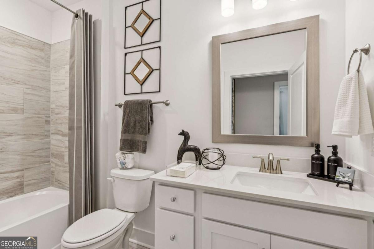 3211 Orwell Way Cumming - 30