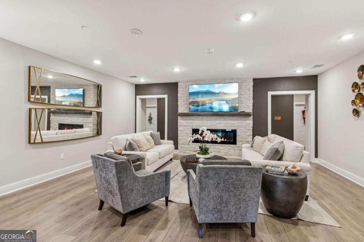 3211 Orwell Way Cumming - 35