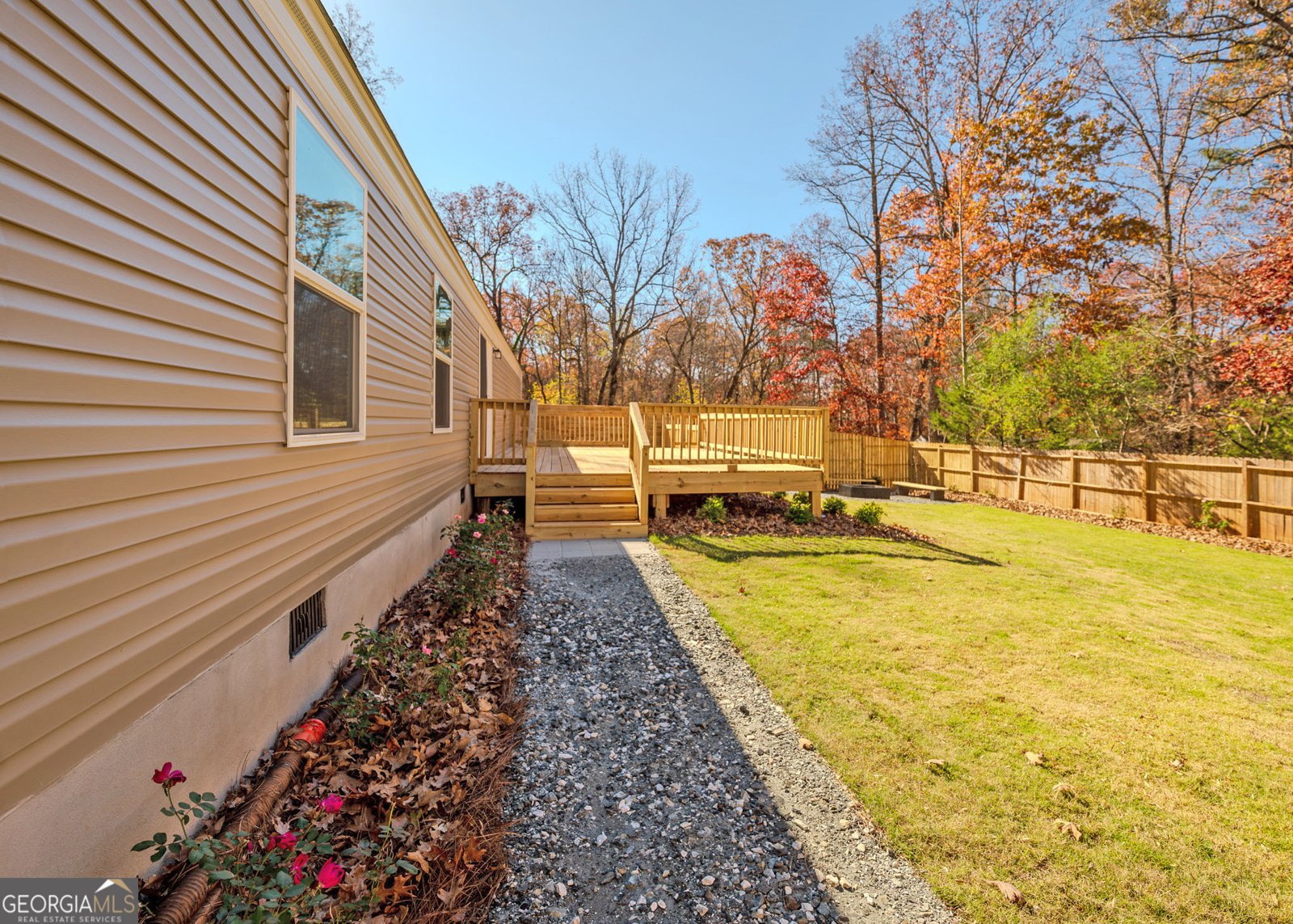 25 Soares Drive Lavonia - 25