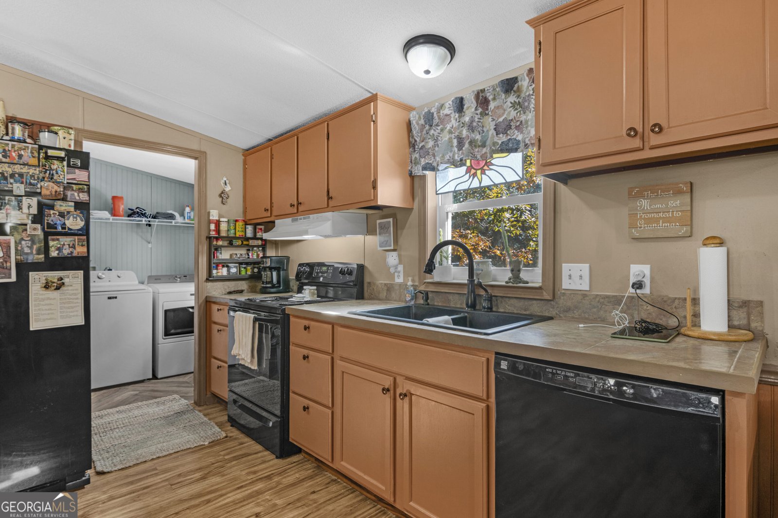 1264 Jones Way Darien - 12