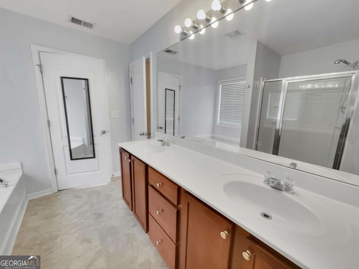 569 Woodland Park Terrace Lawrenceville - 14