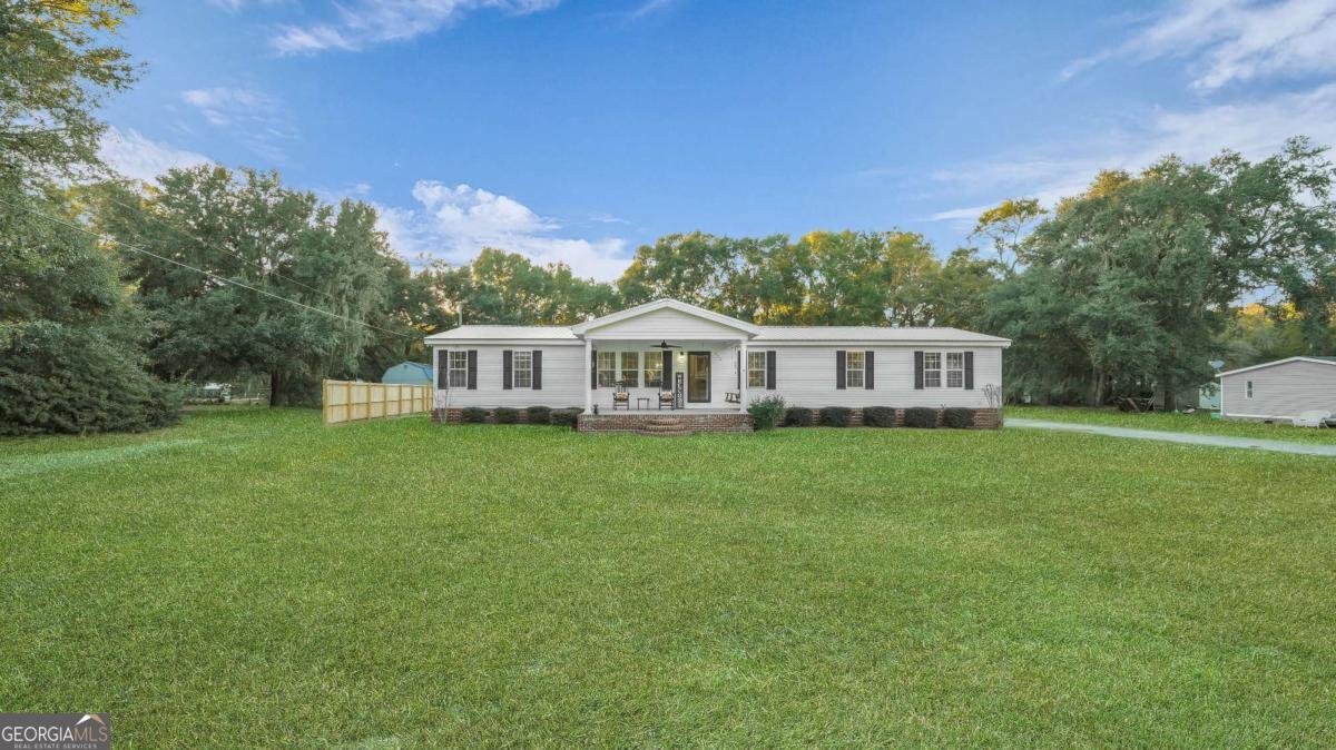 132 Brandi Lane Guyton - 3