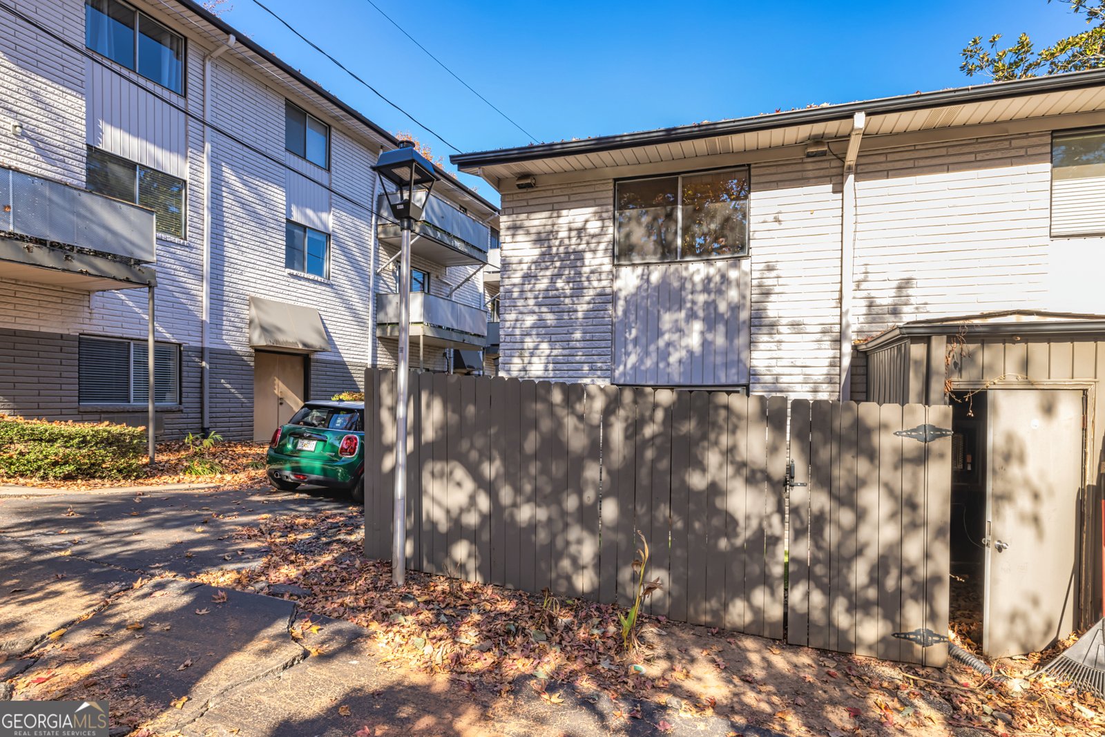 3501 Roswell Road Atlanta - 21