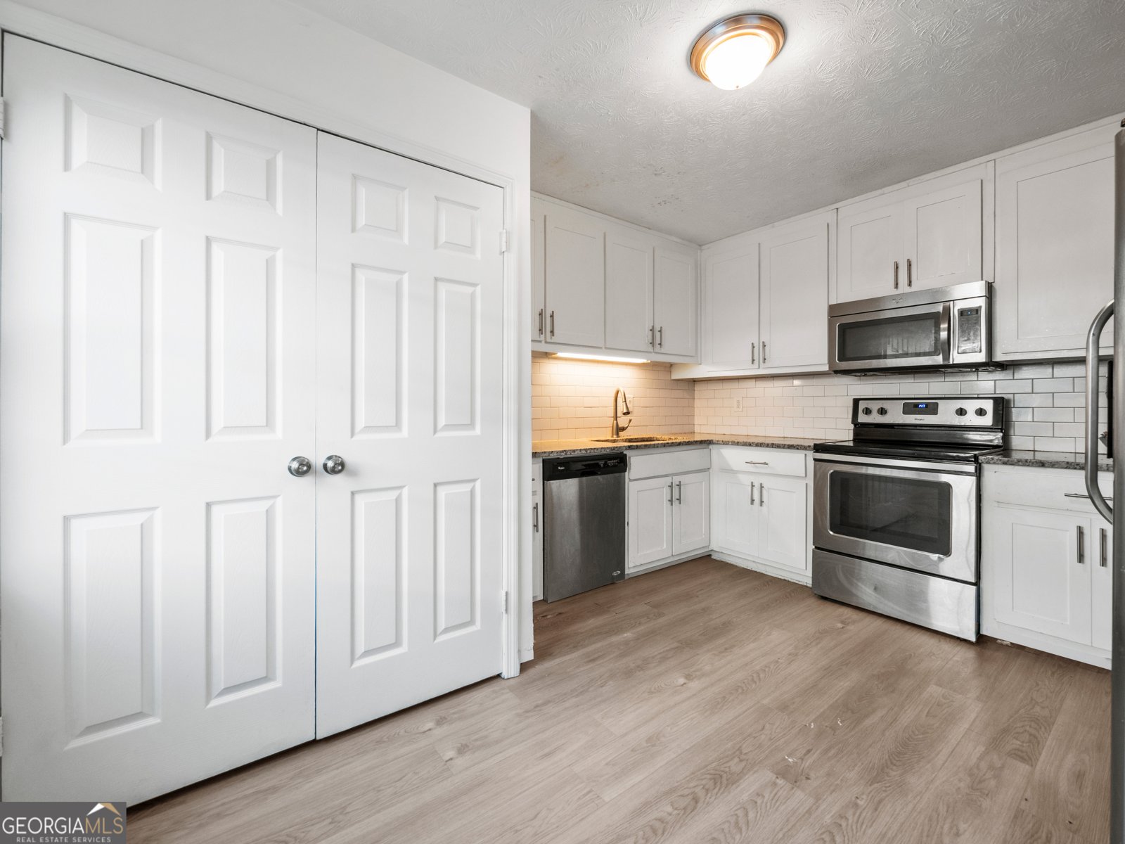 310 Winding River Drive Sandy Springs - 10