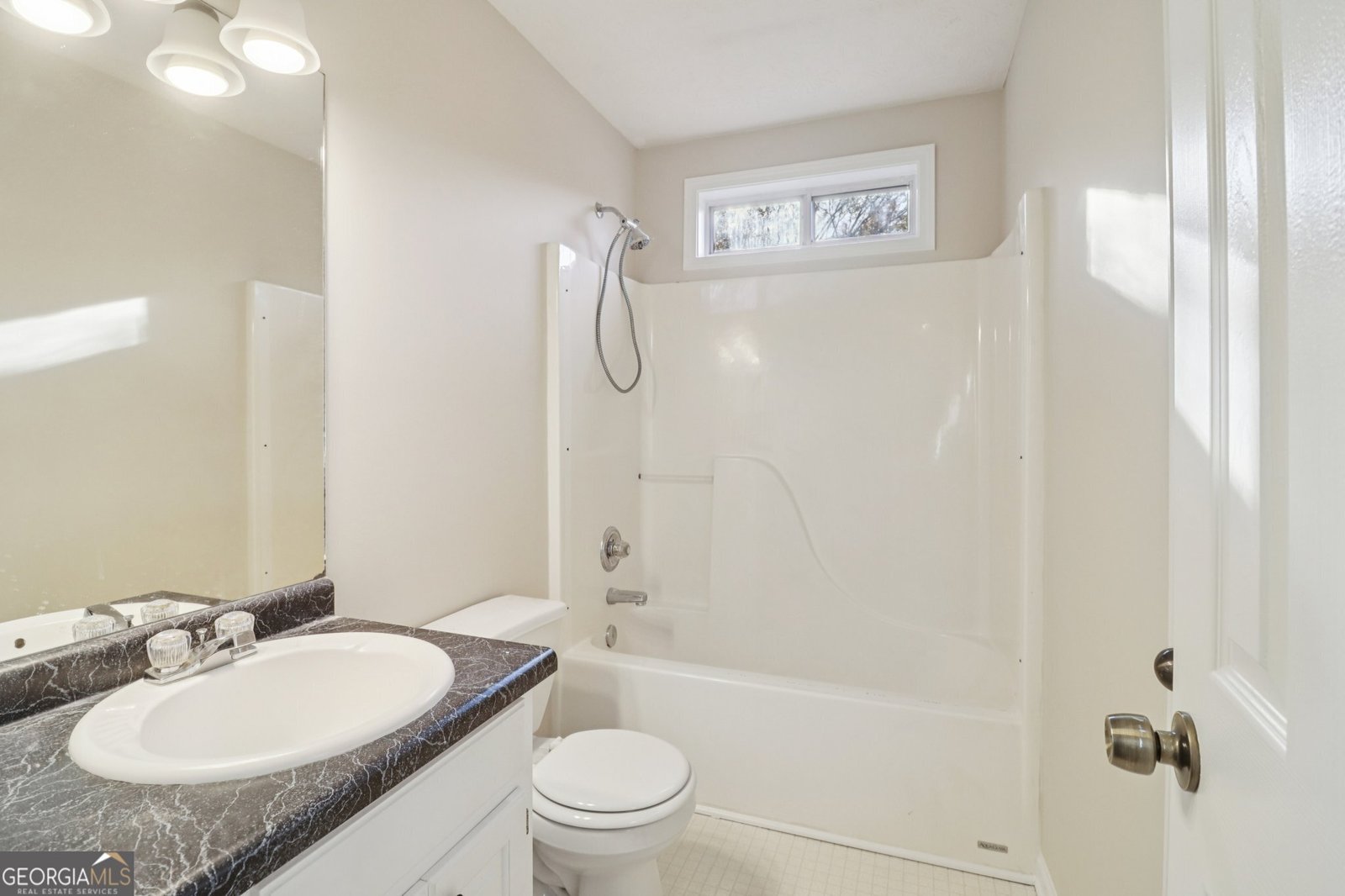 572 Caseys Crossing Winder - 19