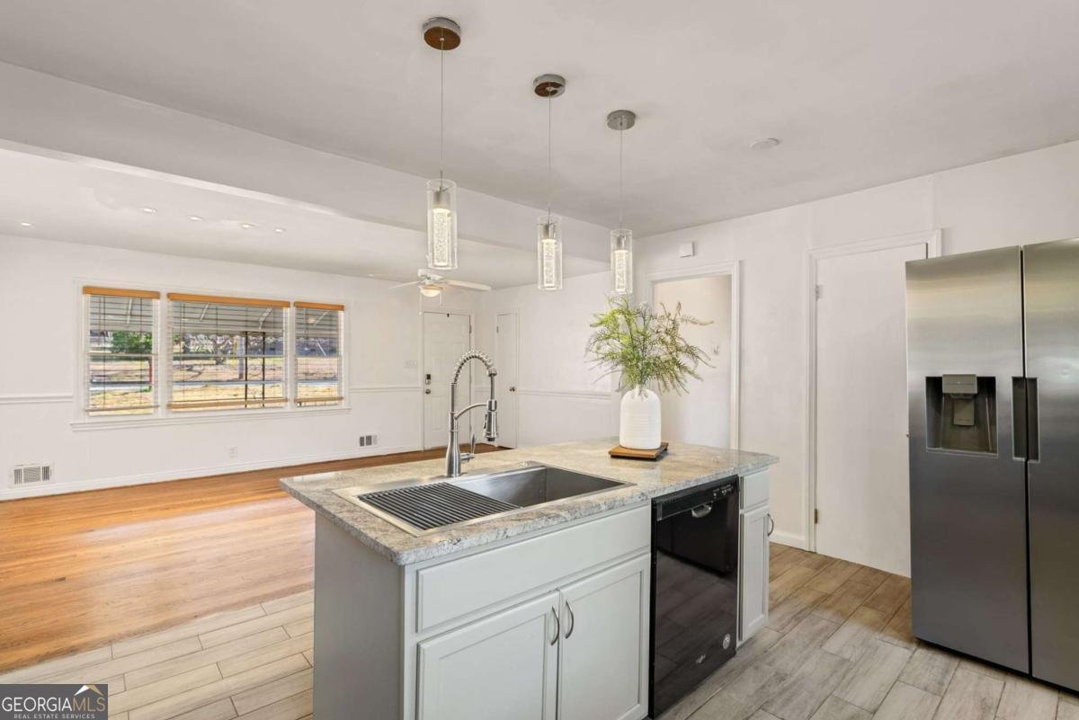 6739 Kull Drive Lithia Springs - 13