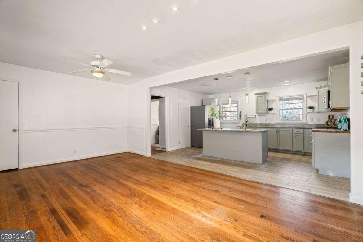 6739 Kull Drive Lithia Springs - 6