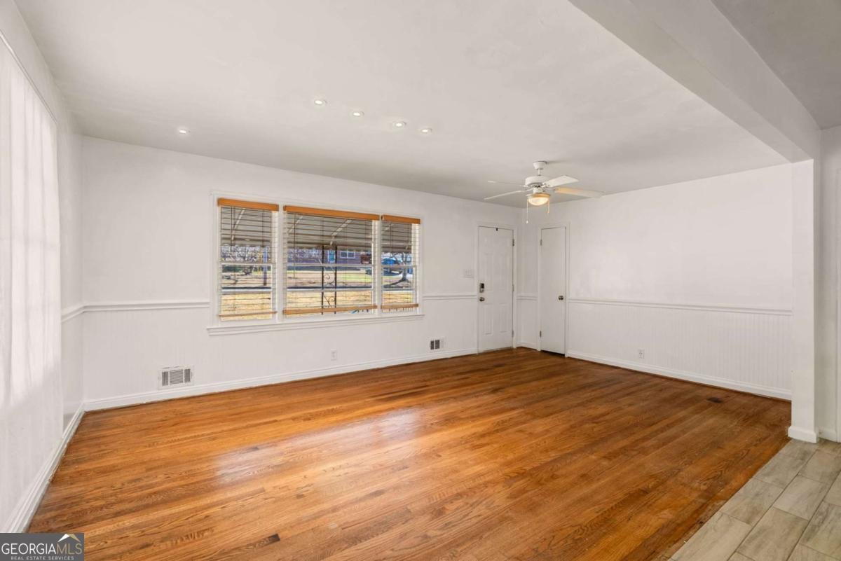 6739 Kull Drive Lithia Springs - 7