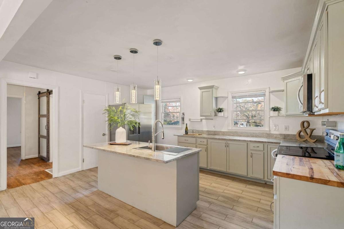 6739 Kull Drive Lithia Springs - 8