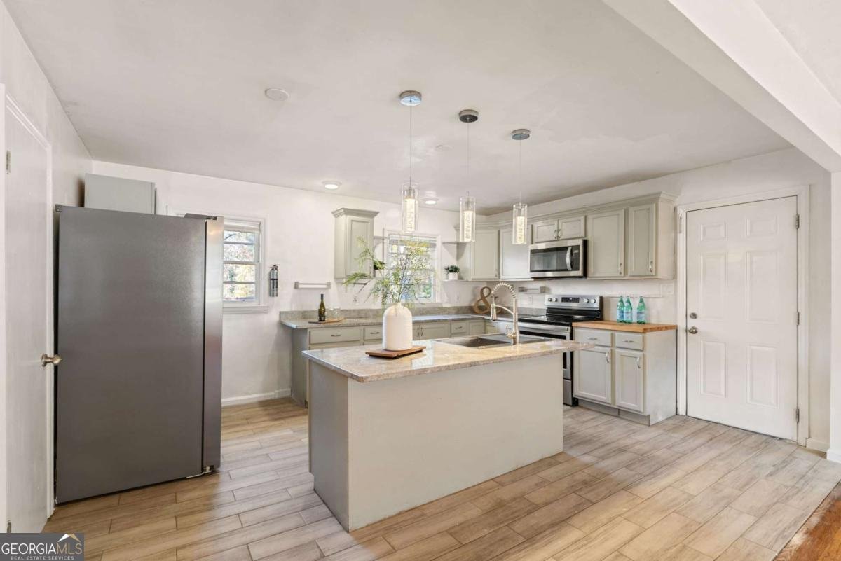 6739 Kull Drive Lithia Springs - 9