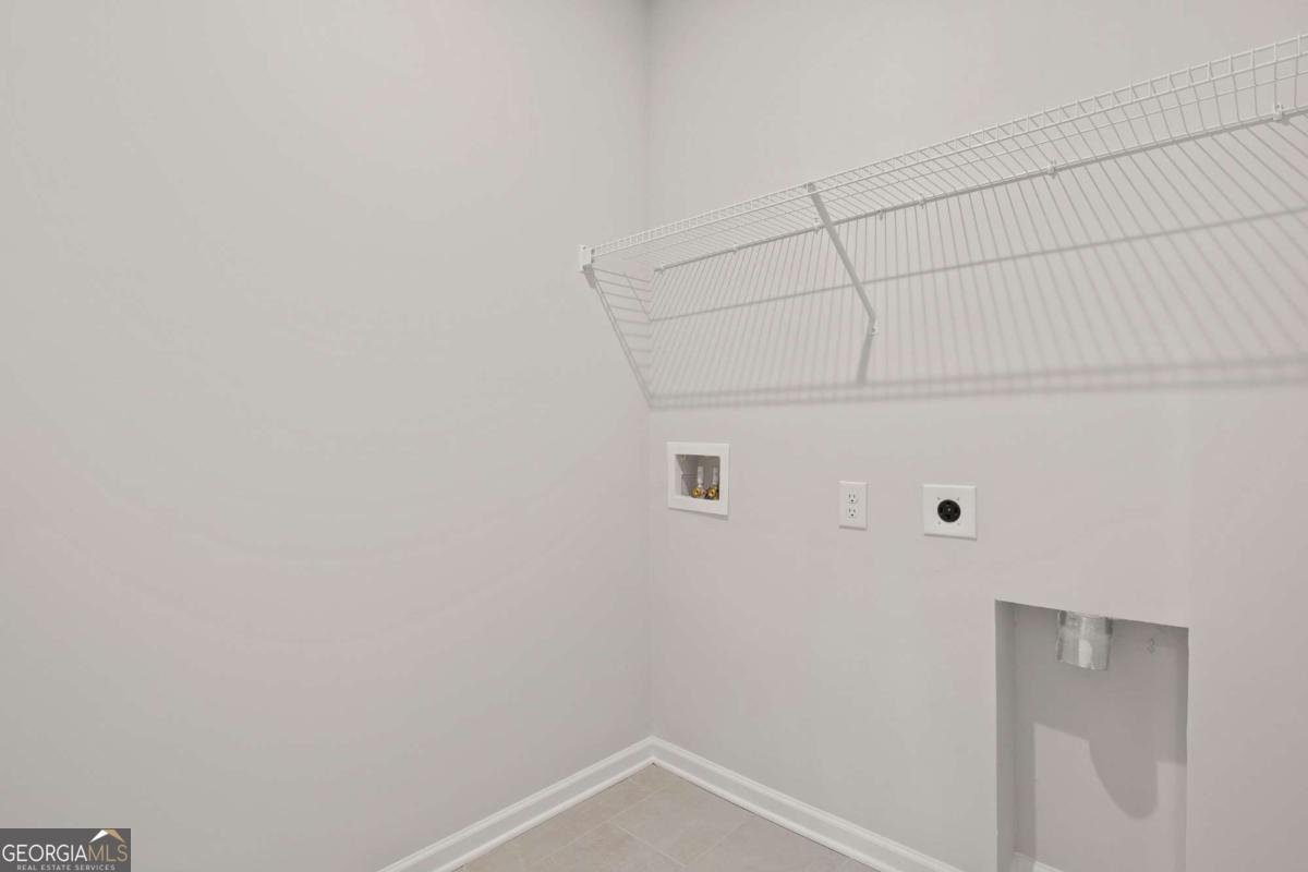 488 Village Lane Fairburn - 9