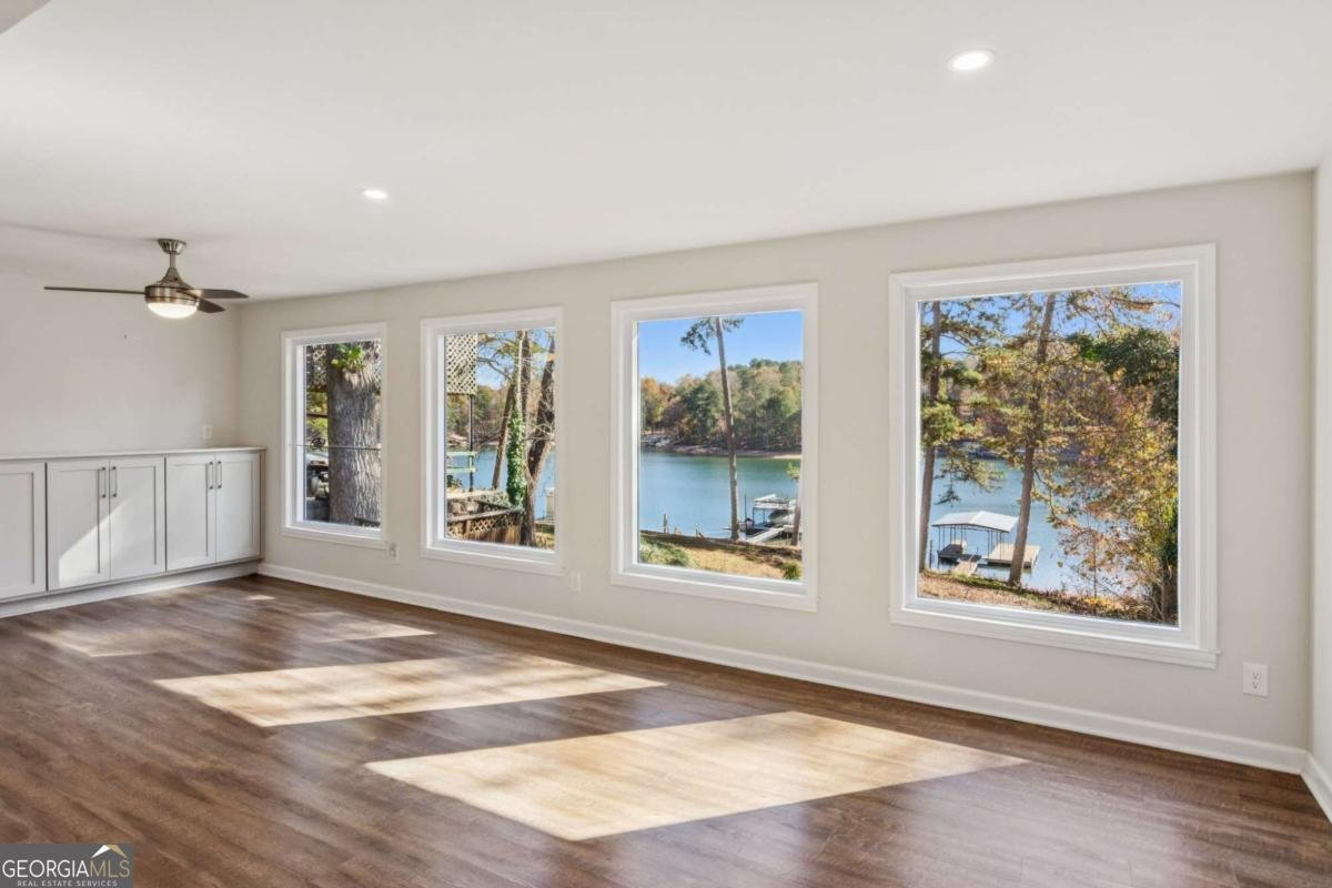 3430 Lake Shore Drive Cumming - 3