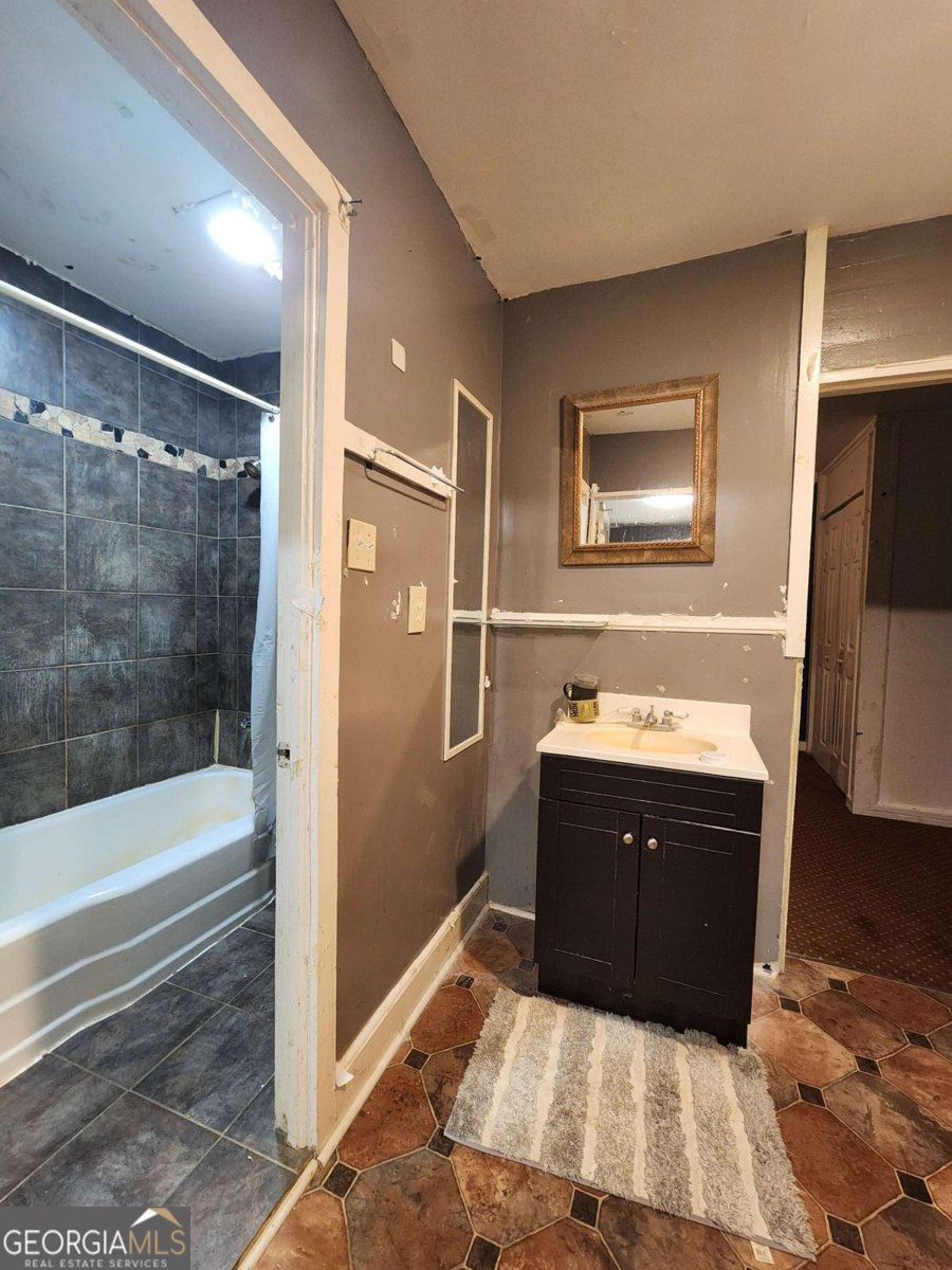 6745 Camp Valley Road Riverdale - 25