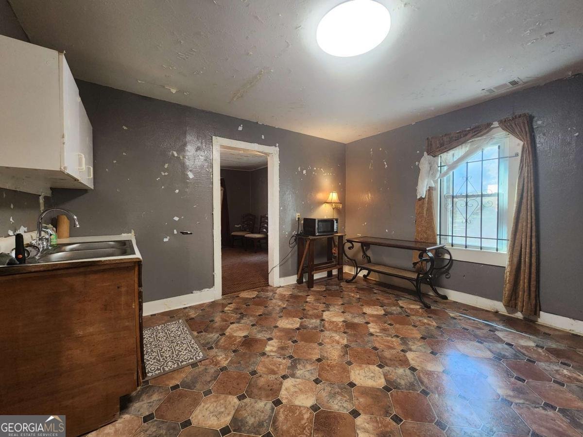 6745 Camp Valley Road Riverdale - 28