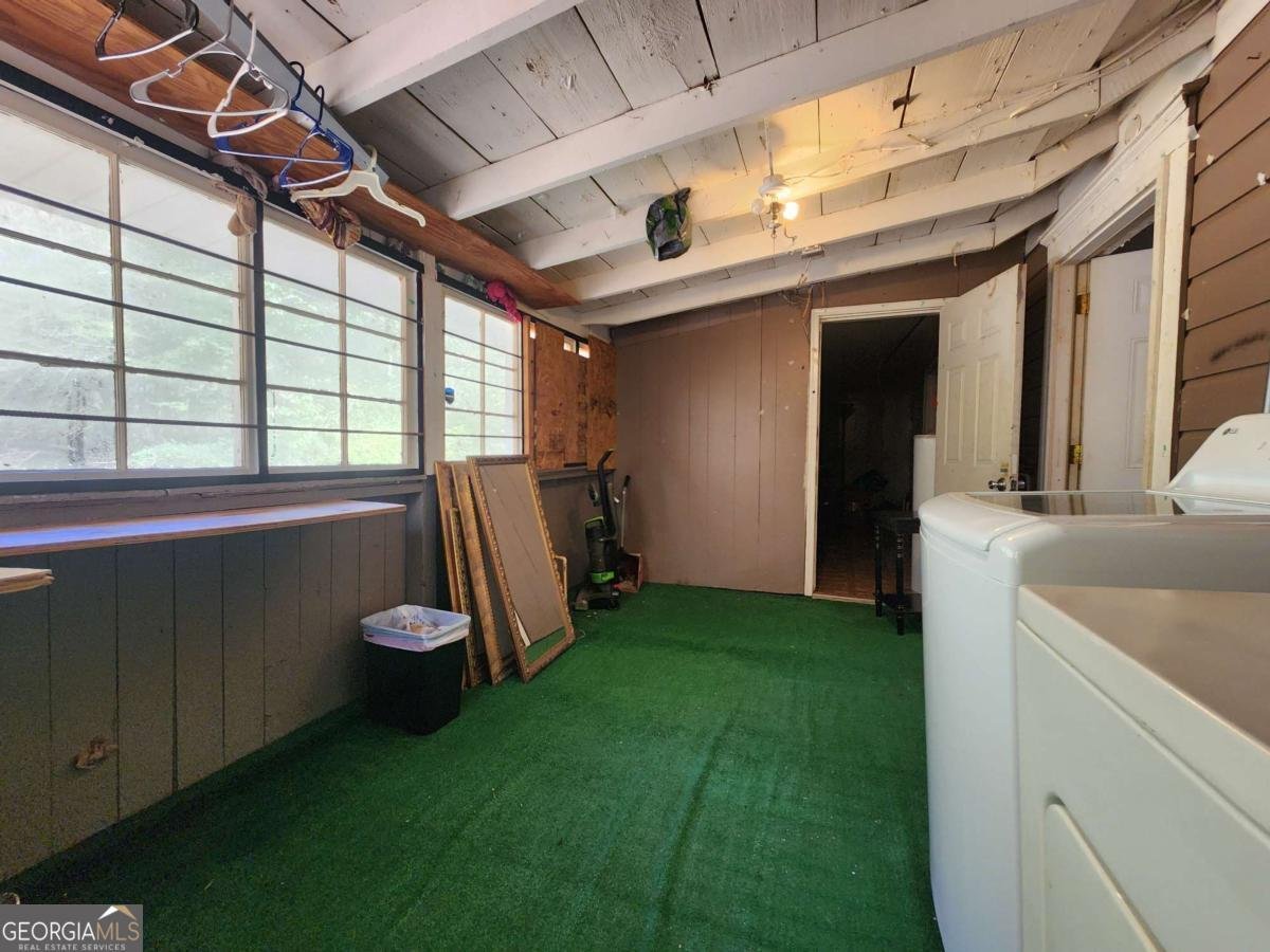 6745 Camp Valley Road Riverdale - 30