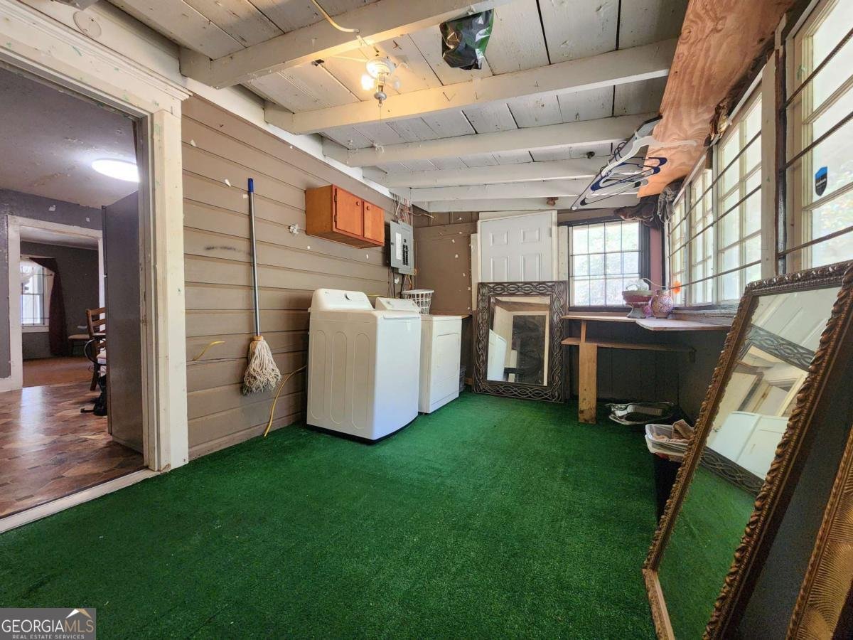 6745 Camp Valley Road Riverdale - 31