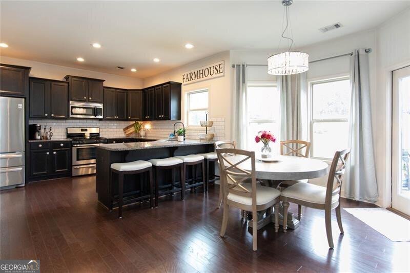 355 Fieldstone Lane Dallas - 2