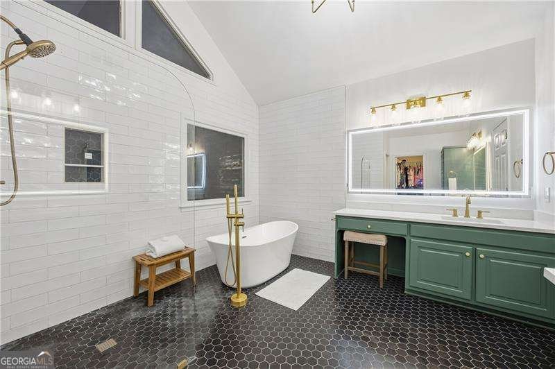 2850 Sawnee View Drive Cumming - 32