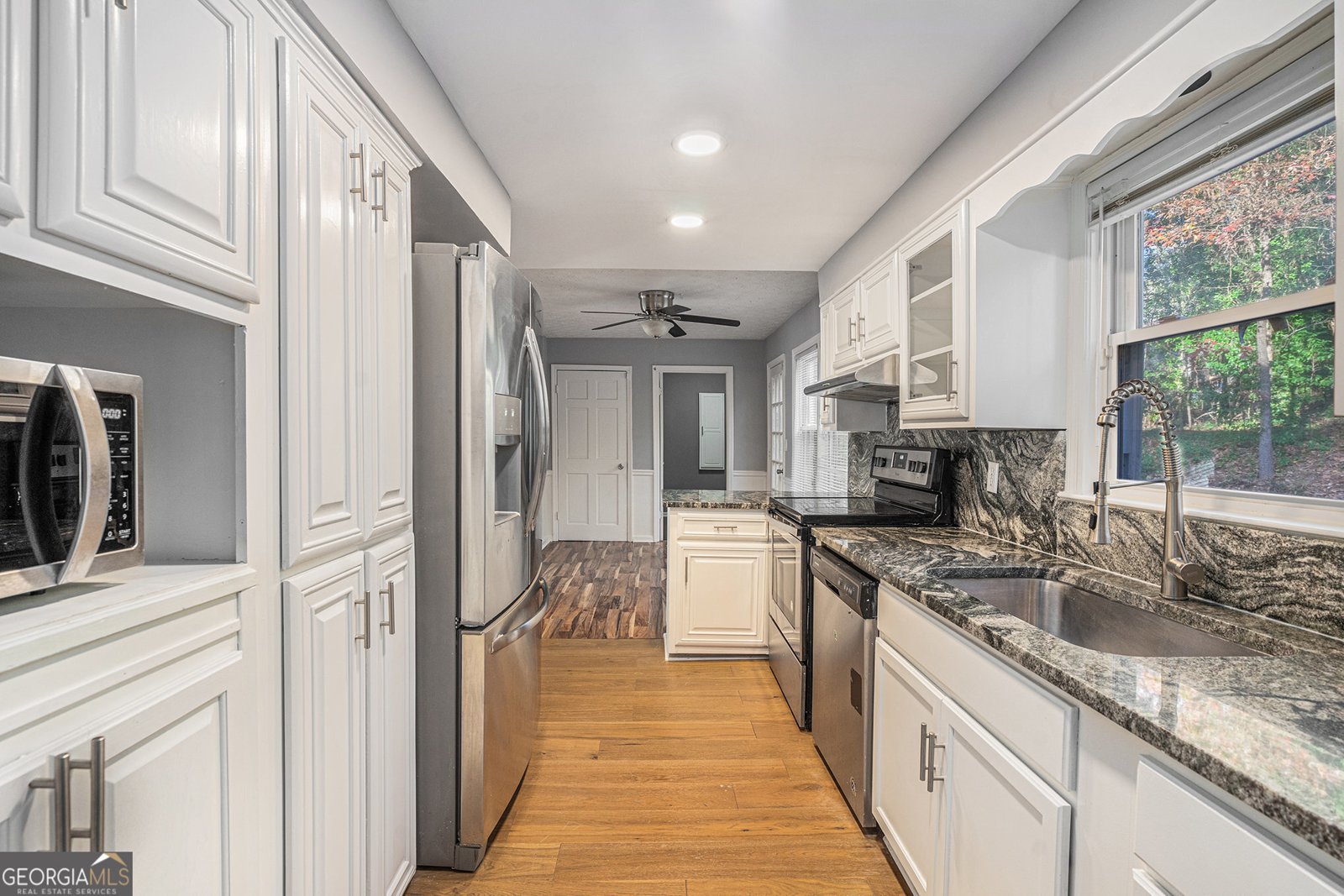 971 Willow Run Stone Mountain - 14