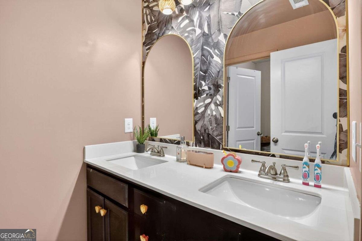 4501 Silver Oak Drive Gainesville - 23